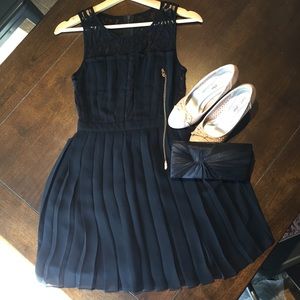 BEAUTIFUL HOMECOMING/ FORMAL EVENT DRESS